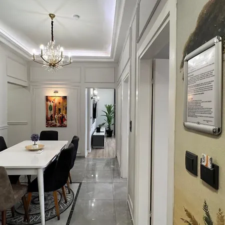 Taksim Square Luxury 4br Next To Perfect For Families & Groups Apartament Stambuł