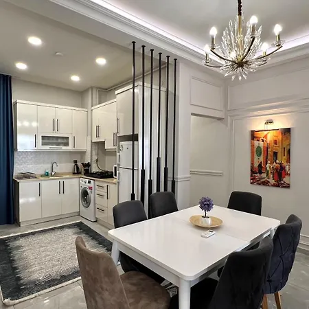 Taksim Square Luxury 4br Next To Perfect For Families & Groups Daire *