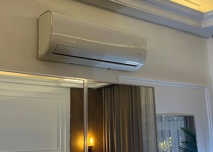 Taksim Square Luxury 4br Next To Perfect For Families & Groups