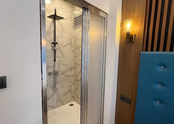 아파트 Taksim Square Luxury 4br Next To Perfect For Families & Groups