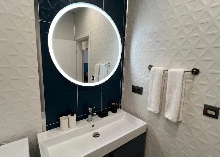 Taksim Square Luxury 4br Next To Perfect For Families & Groups * 이스탄불