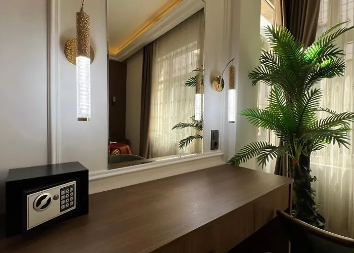 아파트 Taksim Square Luxury 4br Next To Perfect For Families & Groups 이스탄불