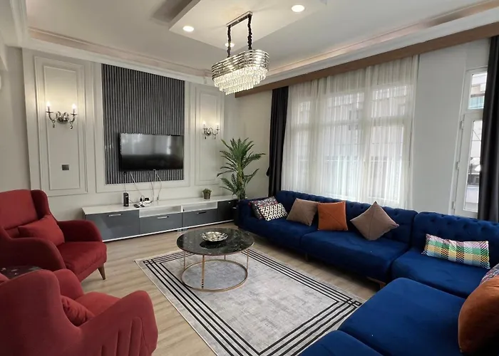 Taksim Square Luxury 4br Next To Perfect For Families & Groups