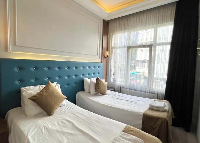 아파트 Taksim Square Luxury 4br Next To Perfect For Families & Groups